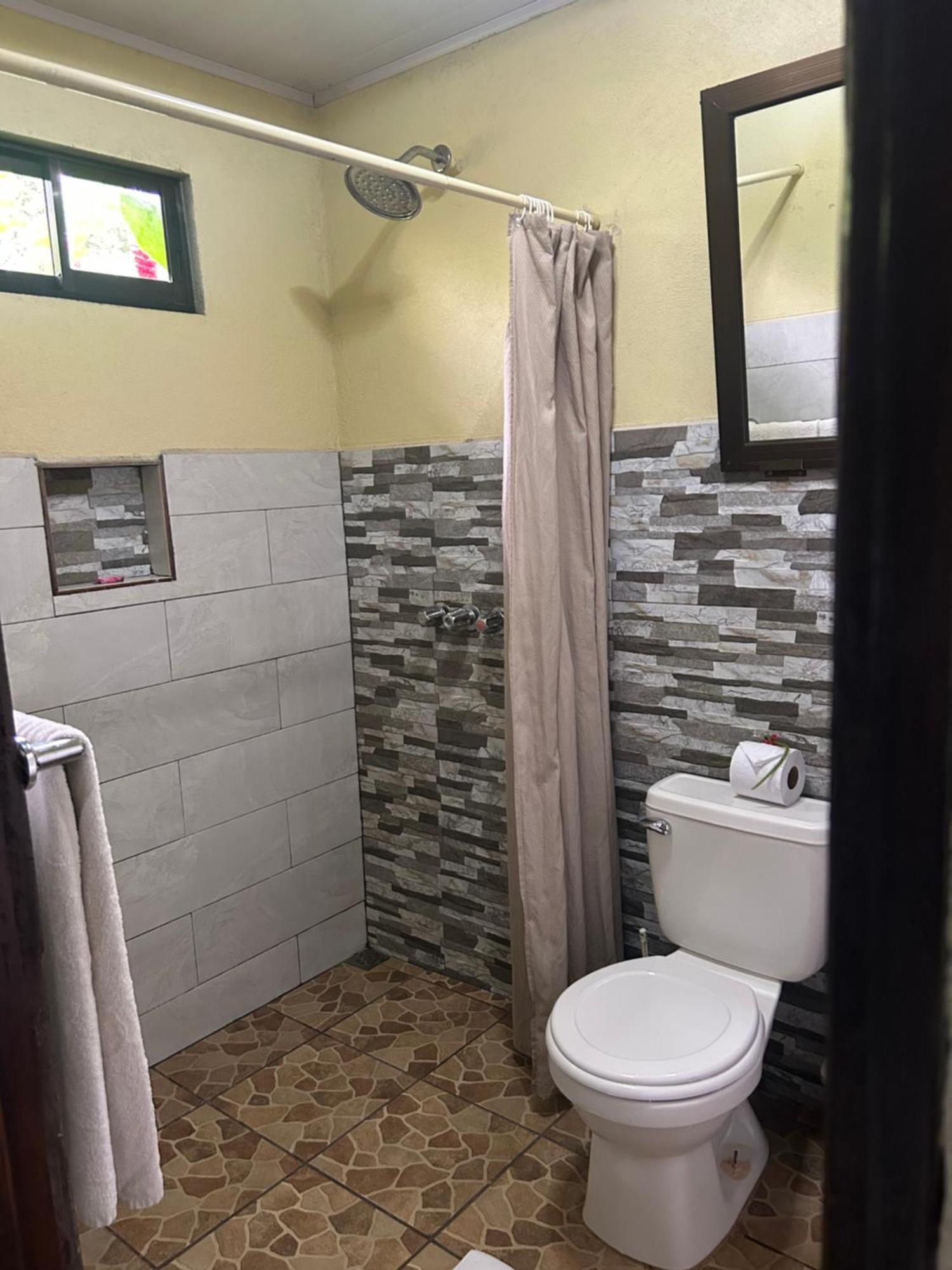 Apartment Granja Agua Azul, Wi-fi,ac-wc,parking,la Fortuna *